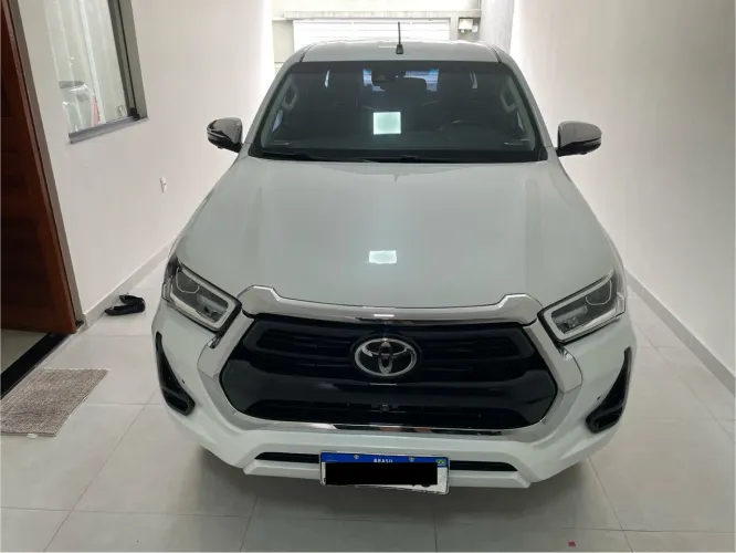Toyota Hilux CD SRX 4X4 2.8 TDI 16V Diesel Aut. 2023