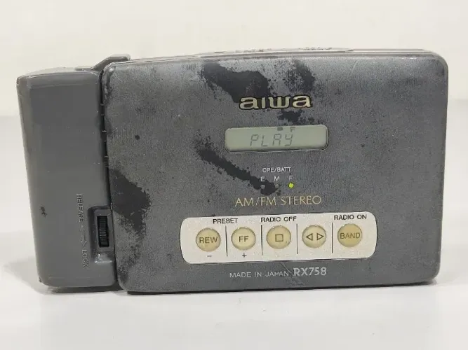 Walkman Aiwa Cassete Rádio AM/FM Rx758 Raro Funciona Ok Pta  (Usado)