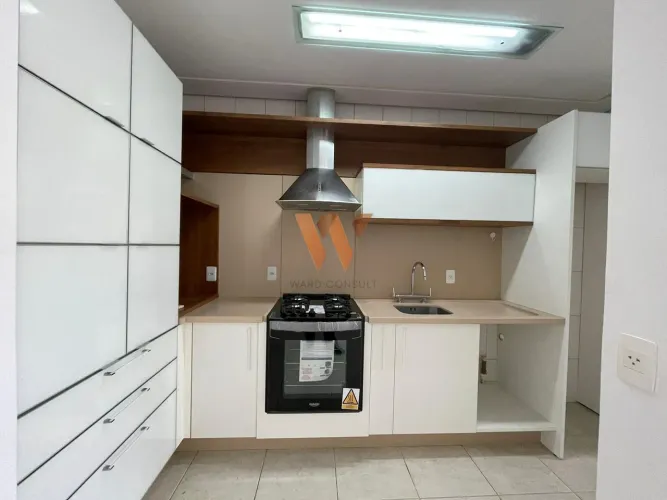 APARTAMENTO 3 QUARTOS à Venda em JURERÊ IN!