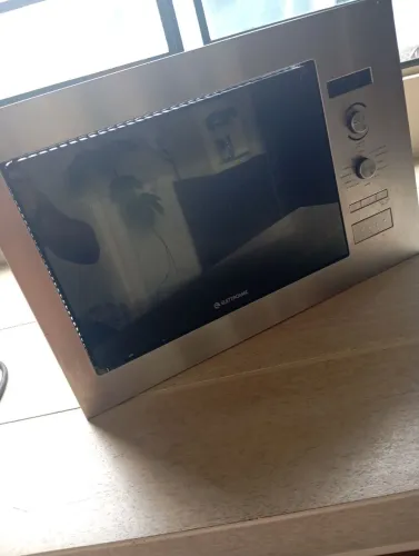 Microondas de embutir marca elettromec
