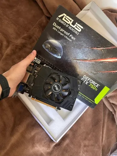 PLACA DE VIDEO GTX 750 TI 2GB