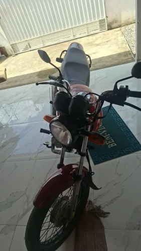 Moto Bem conservada
