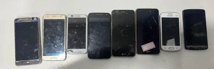 Lote celular para peças