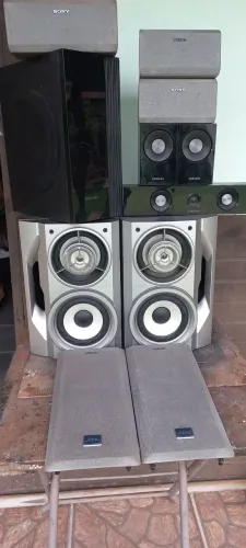 Vendo caixas de som com Twitter, em excelente estado