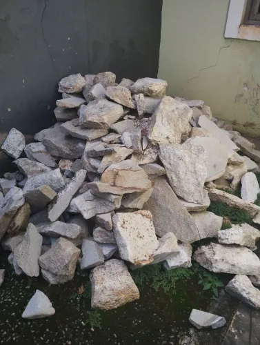 Pedra moledo a retirar