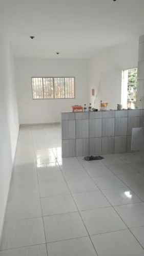 Casa 2 dorm 1 vg Jd Iguatemi