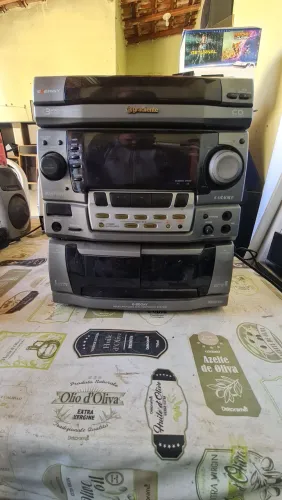 Gradiente E800-AV