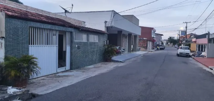 ALUGAMOS BELISSIMA RESIDENCIA REIDENCIAL ALPHA VILLE, ANANINDEUA, MURADA, PORTÃO ELETRONIC