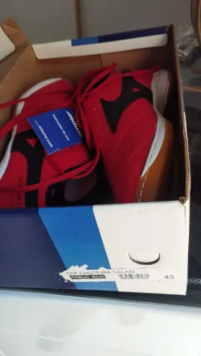 Chuteira de Futsal R$60,00 Promoção
