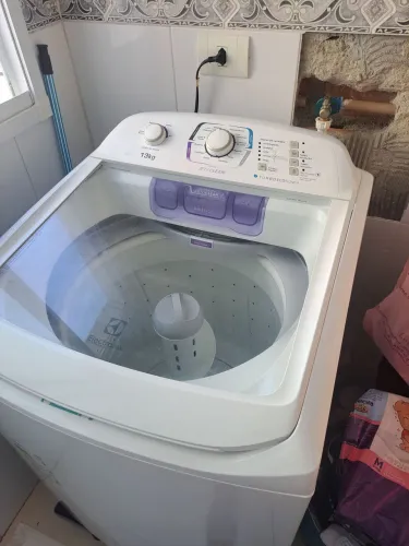 Lavadora Electrolux 13kg Jet&Clean Branca