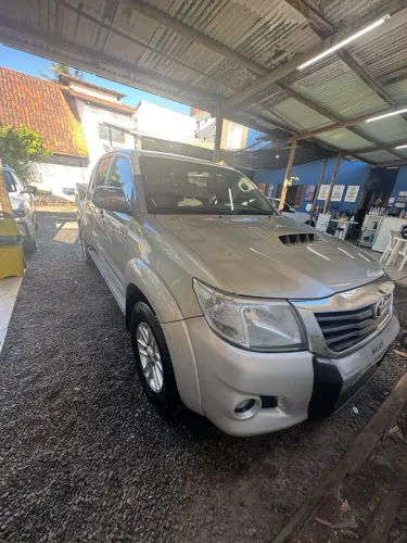 Toyota Hilux CD SRV D4-d 4X4 3.0 TDI Diesel AUT 2015
