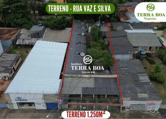 Terreno 1.250 m² - Rua Rafael Vaz e Silva