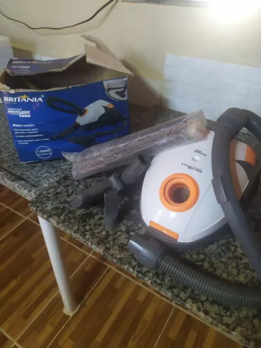 aspirador de pó Britânia