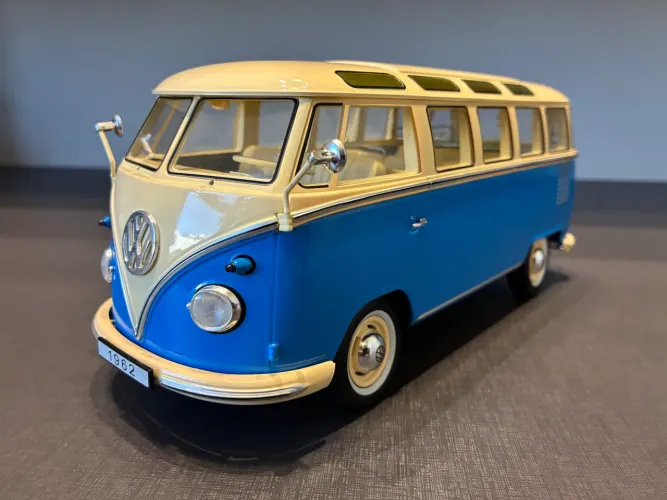 VW T1 Kombi K&K Scale Model 1/18