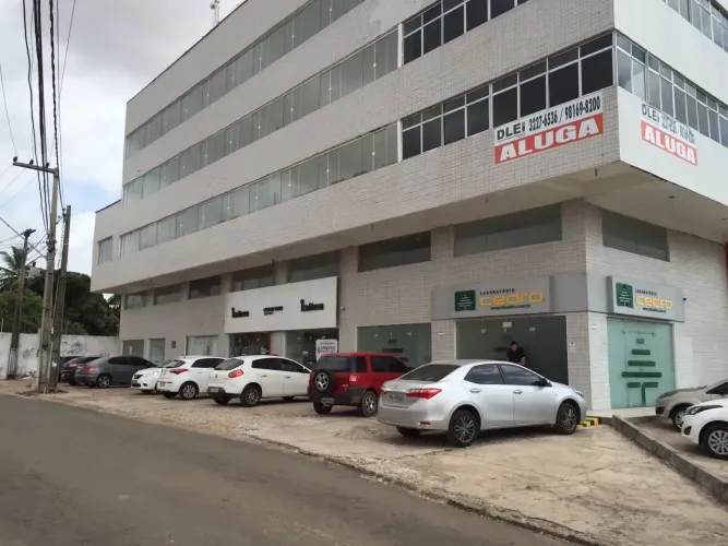 Sala Comercial - Av. Rei de França (Turu)