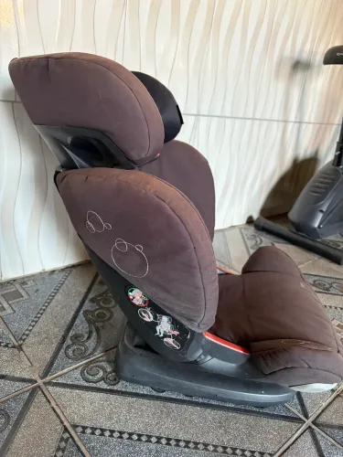 Cadeirinha de carro 1 - 4 anos