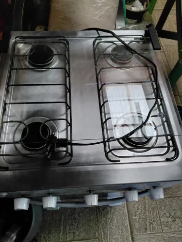 Fogão 4 bocas novo