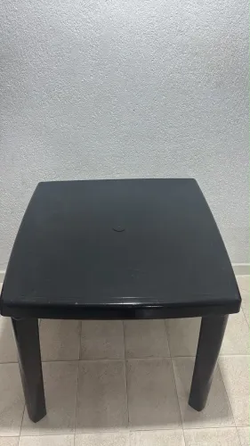 Mesa plástica