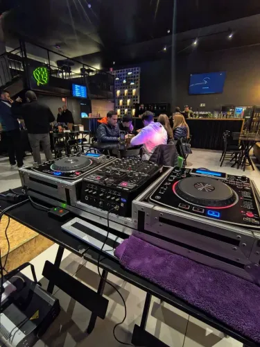 CDJ NUMARK NDX800 + MIXER + CASE DJ