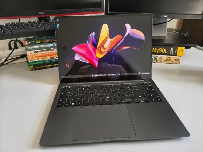 Notebook Samsung Galaxy Book3 Ultra I7-13700H - 32 GB + 1 TB de SSD - Muito novo!