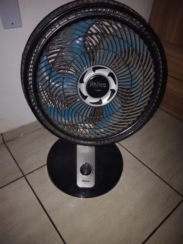 Ventilador philco mais potente da categoria 2 meses de uso, só está sujo funciona tudo