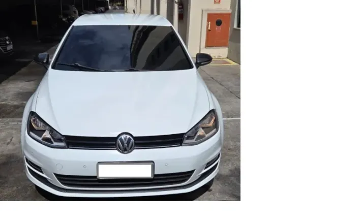 Volkswagen Golf Comfortline 1.6 MSI Total Flex Aut. 2016