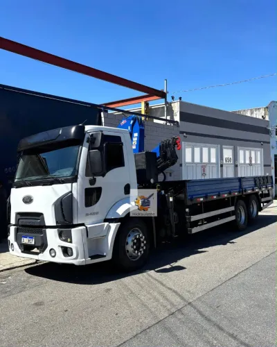 Caminhão Ford cargo 2429 ano 2019 com munck hyva 150