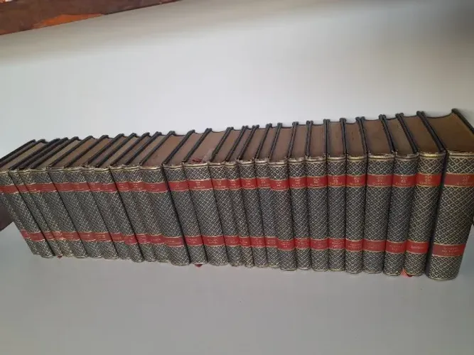 livros obras de Eça de Queiroz - 27 volumes em ótimo estado