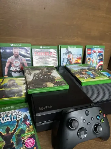 X Box one com jogos e controle ?