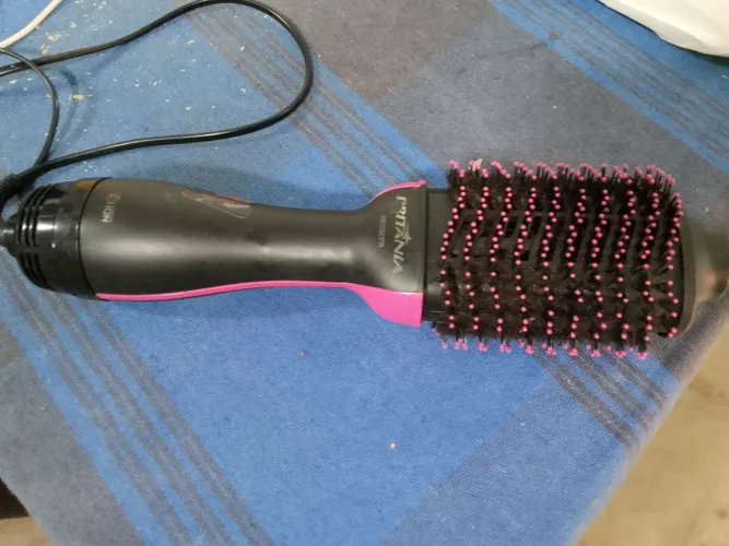 Estou vendendo escova rotativa por 70semi nova