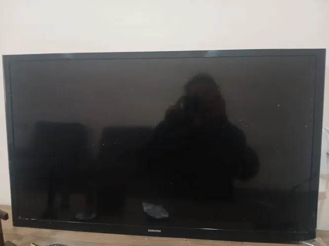 Tv smart Samsung.