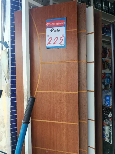 Porta em compensado CLM