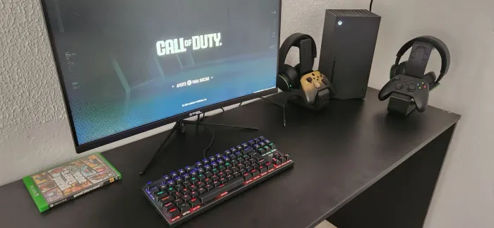 Xbox series x com volante g920.