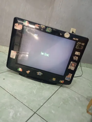 Televisão Samsung de tubo