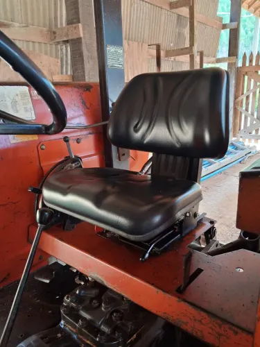 Trator Massey Ferguson ano 2003