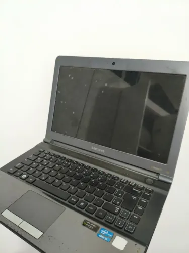 Notebook Samsung NP-RC420
