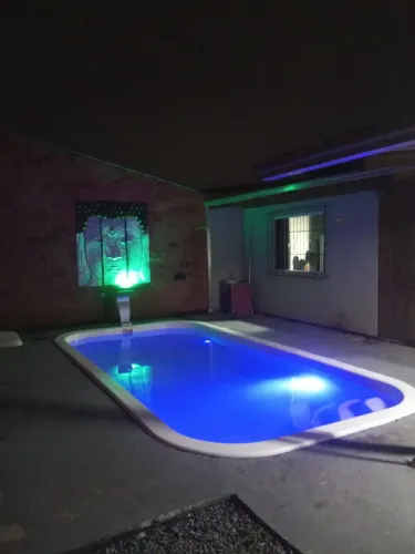 Aluga-se Casa com Piscina