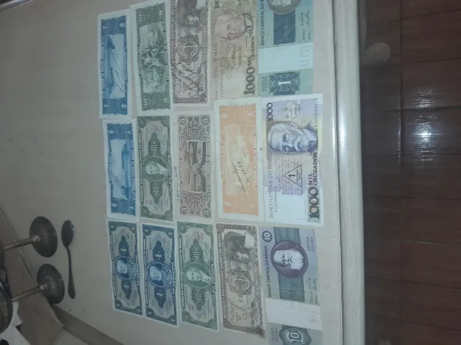 Vendo 15 cedulas brasileiras raras, a maioria autografadas, praticamente novas sem dobras