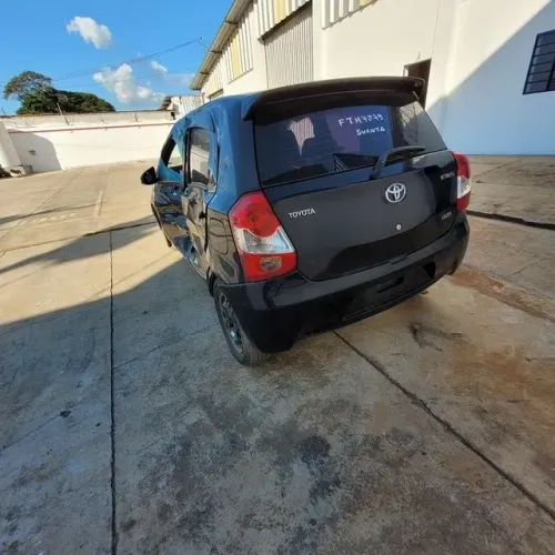 Toyota Etios 1.5 2014 Retrovisor Capo Farol Lanterna Airbag Motor Porta Sucata
