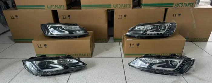 Farol Jetta led Par