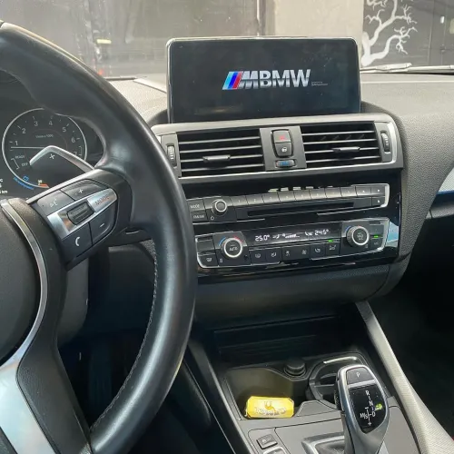 Multimídia Android Tela 10.25 Carplay sem fio Android auto BMW 120i 