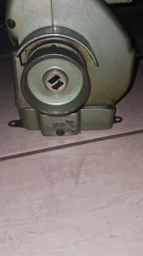 Maquina de costura 