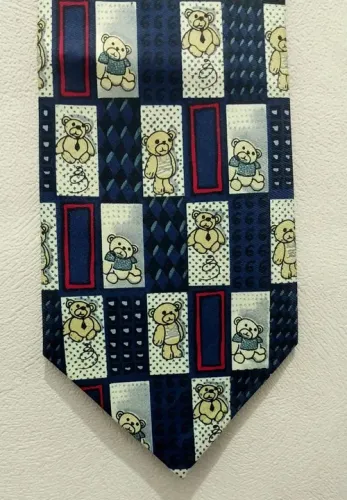 Gravata Vintage em Cetim- marca "City Noble" Made in Korea- desenho Ursinhos e geométricos