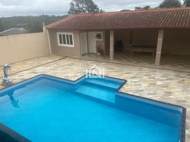 Casa à venda no condomínio Haras Bela Vista.