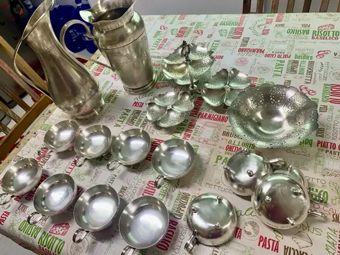 Jarras, petisqueira , etc +30 peças em prata 90 dos anos 70