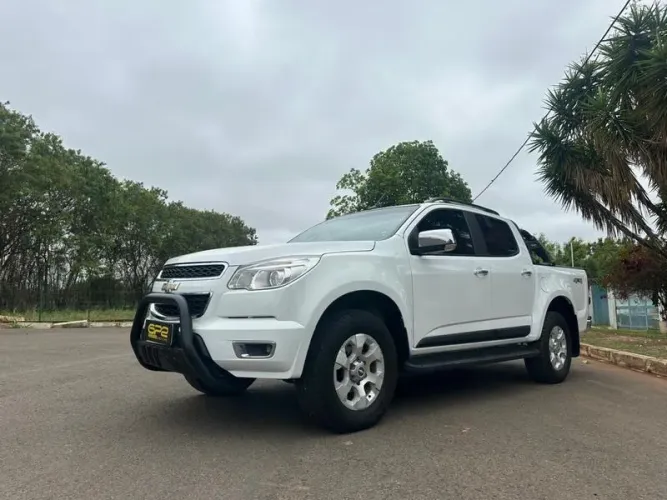 Chevrolet S10 Pick-up LTZ 2.5 Flex 4X2 CD 2015