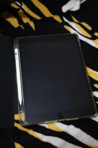 iPad 8ª Geração 128GB Wi-Fi + Caneta WB - Excelente Estado
