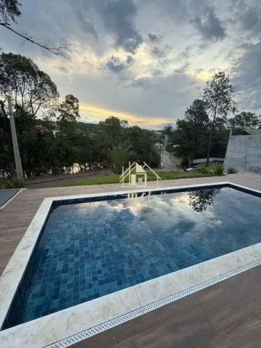 Casa com 4 dormitórios à venda, 200 m² por R$ 1.850.000,00 - Condominio Palavra da Vida - 