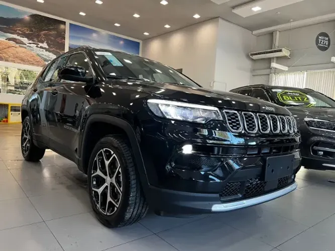 Jeep Compass Long. T270 1.3 TB 4X2 Flex AUT 2026