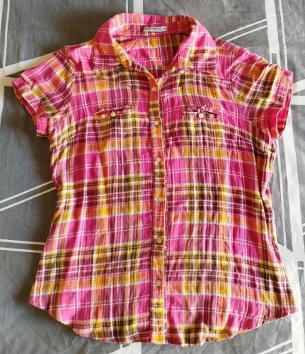 Camisas xadrez, casacos e cachecol - M